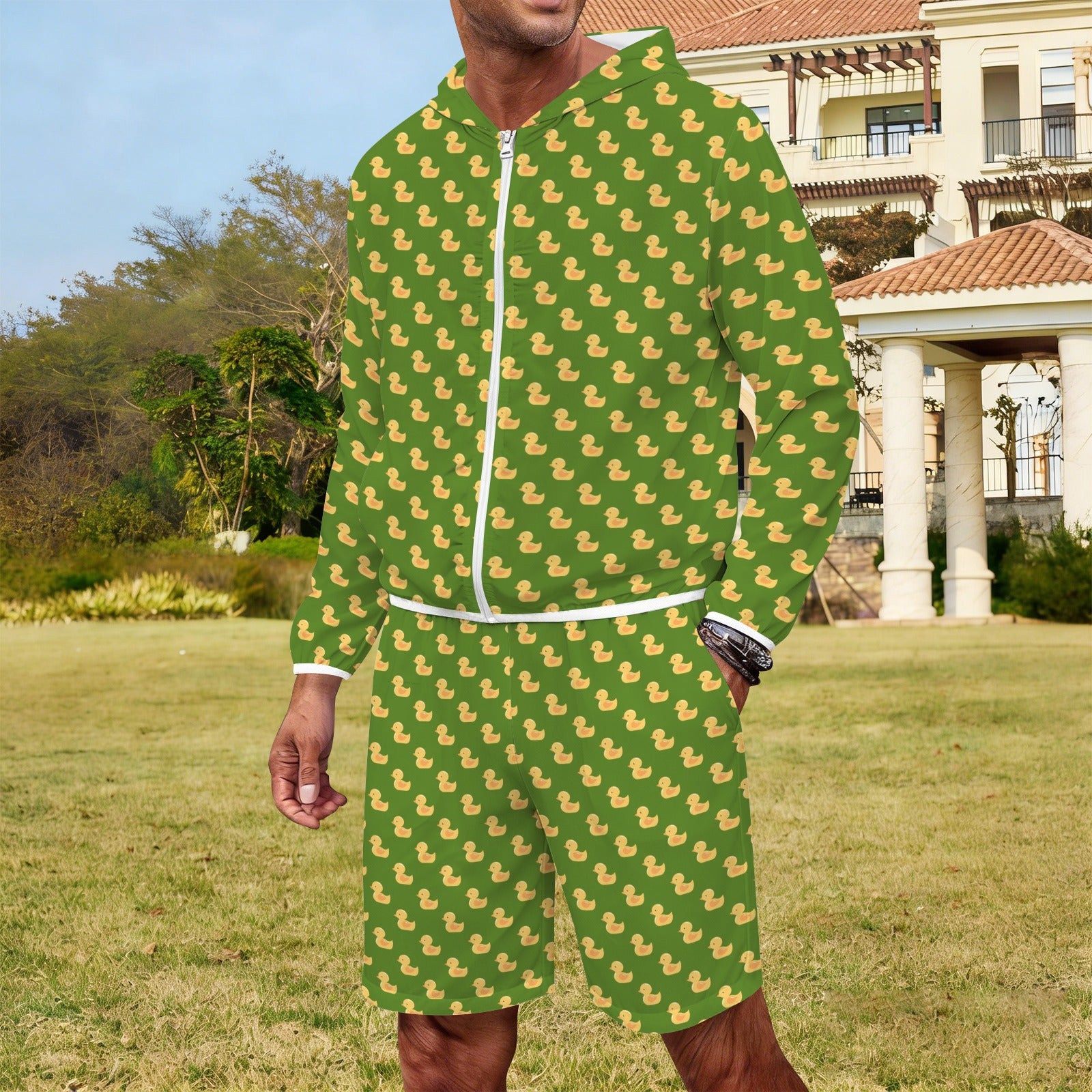 Rubber Ducks On Green Men's Lightweight Sun Hoodie & Shorts Set
