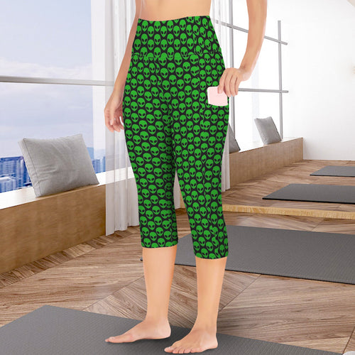 Aliens Women's High Waist Pocket Capri Yoga Leggings Women's High Waist Capri Yoga Leggings Printed Offshore Sci Fi