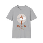 Beach Vibes Woman With Surfboard - Unisex Softstyle T-Shirt