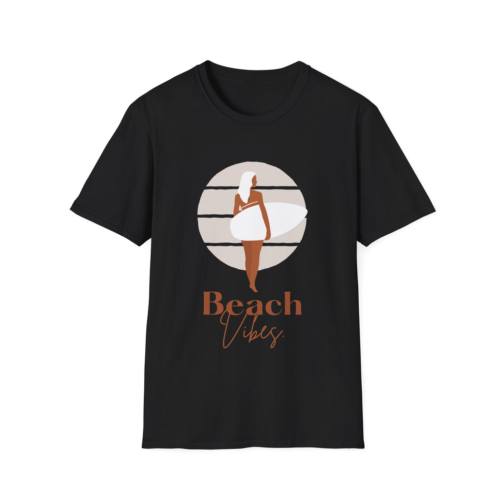 Beach Vibes Woman With Surfboard - Unisex Softstyle T-Shirt
