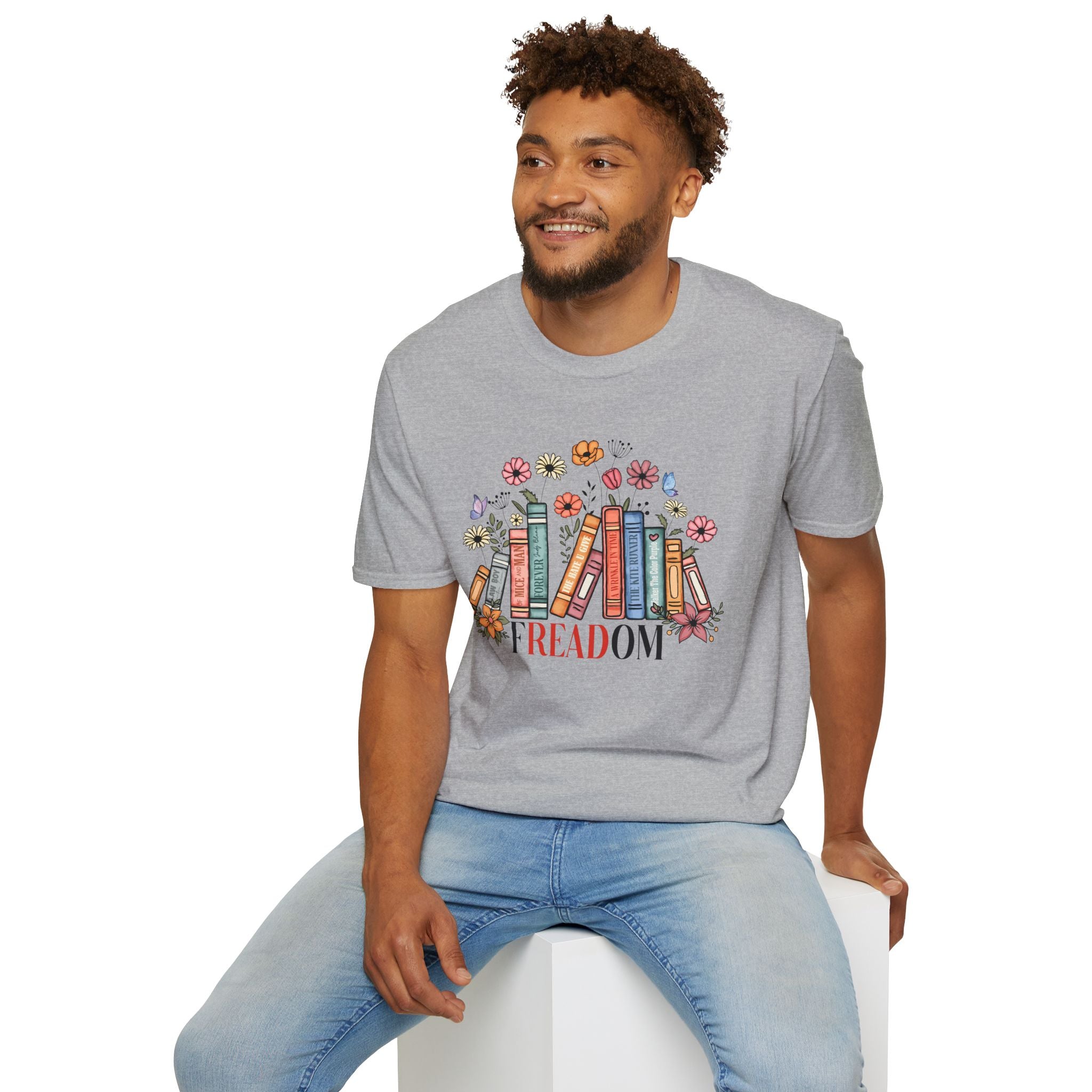 Freadom, Reading Books - Unisex Softstyle T-shirt