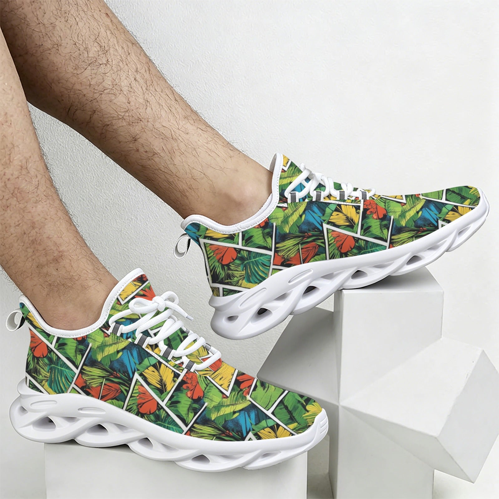 Tropical Comic Book Style Men's Twisted Sole Sneakers