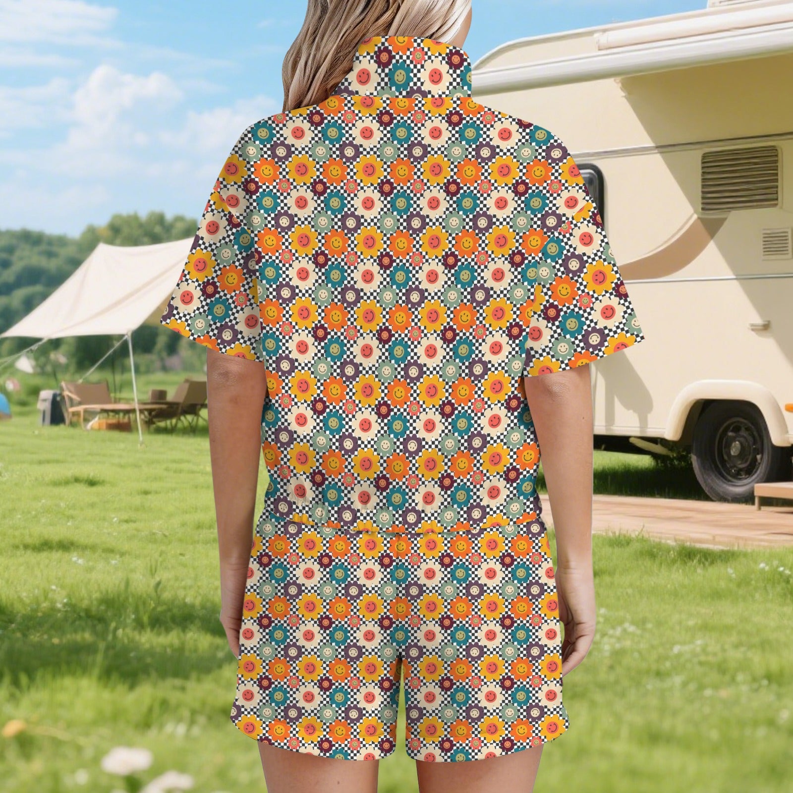 Happy Retro Flowers Women's Windbreaker Short Set Women's Windbreaker Short Set Printed Offshore Retro