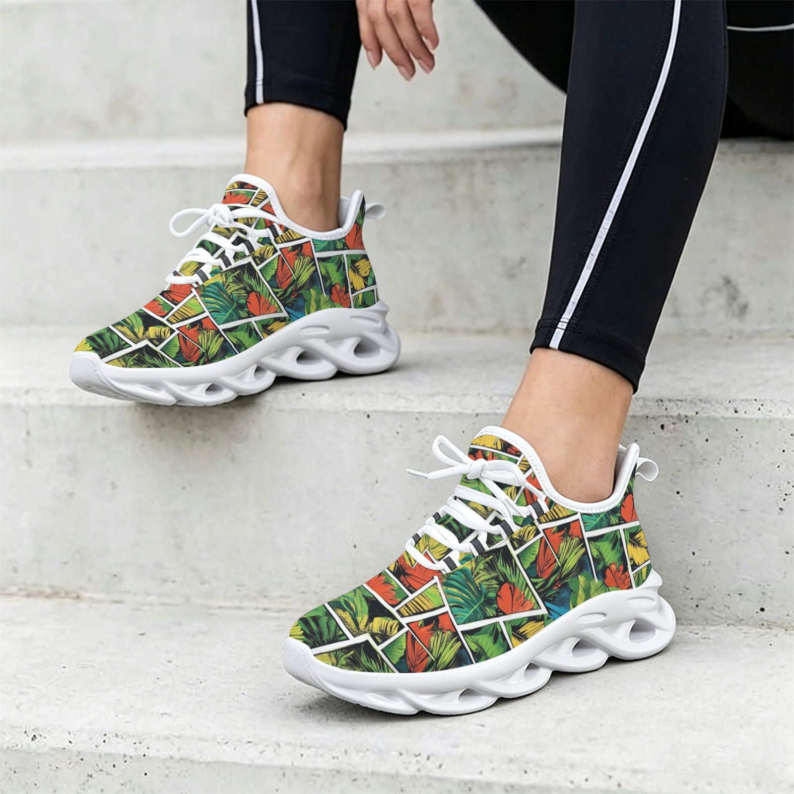 Tropical Comic Book Style Women's Twisted Sole Sneakers