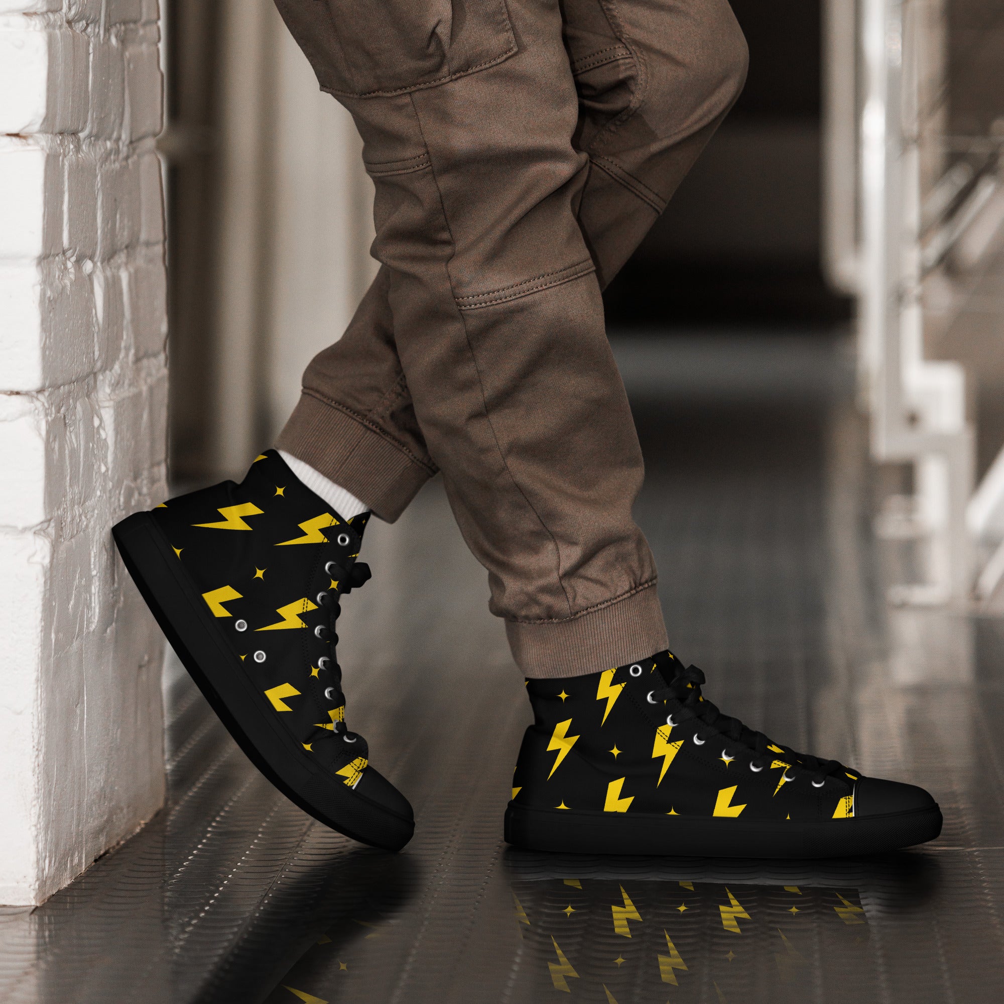 Yellow Lightning - Men’s high top canvas shoes Black Mens High Top Shoes Comic Printed Offshore
