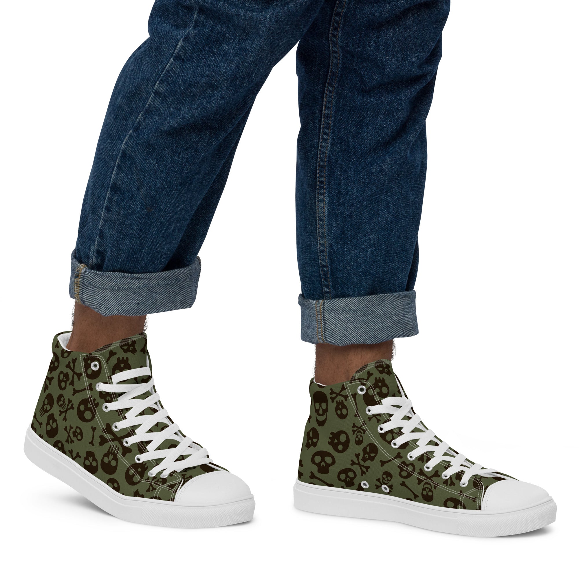Skull And Crossbones - Men’s high top canvas shoes Mens High Top Shoes Printed Offshore